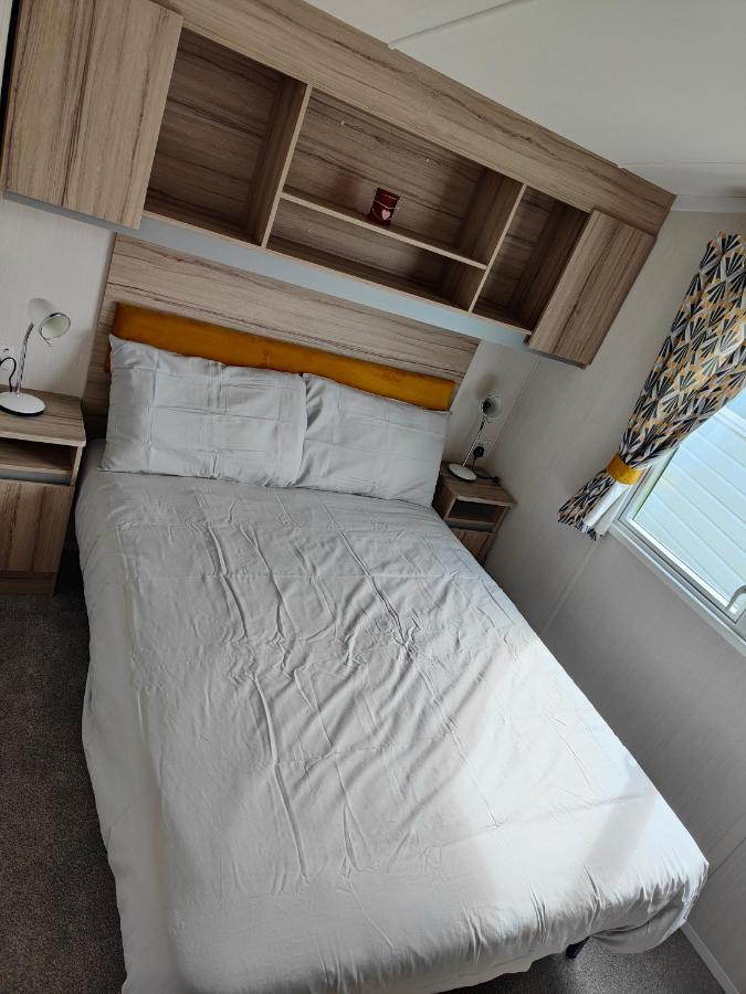 J6 Static Caravan, Fairway Holiday Park Sandown Kültér fotó