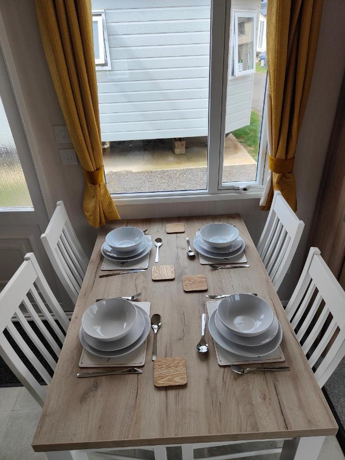 J6 Static Caravan, Fairway Holiday Park Sandown Kültér fotó