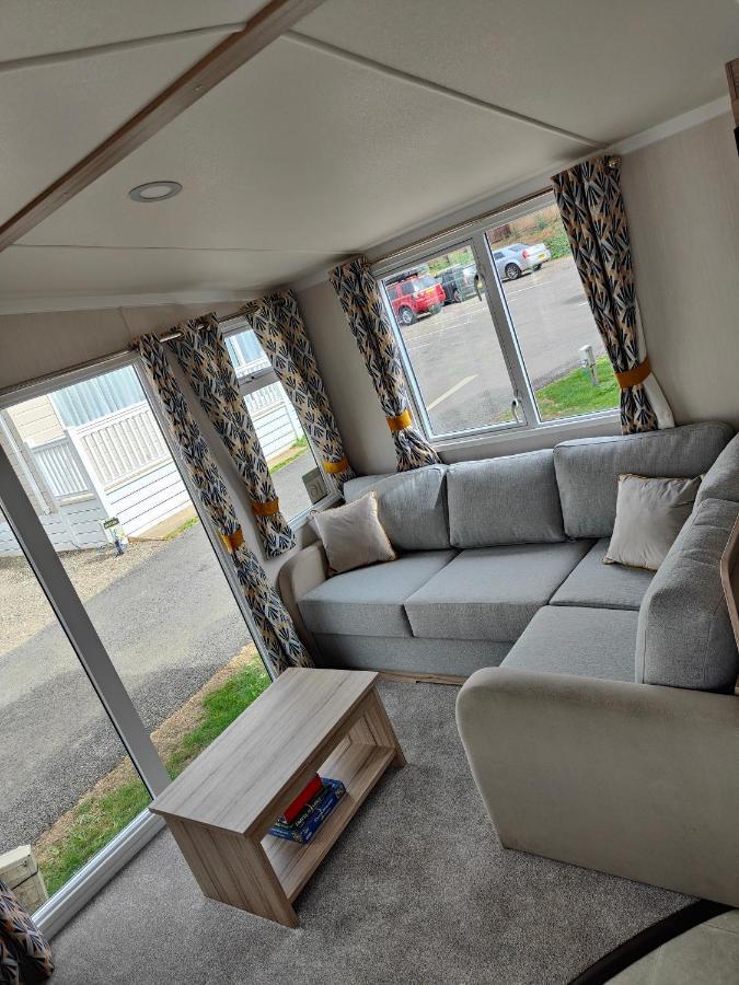 J6 Static Caravan, Fairway Holiday Park Sandown Kültér fotó